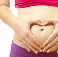 Feelings of a woman in the fourth month of pregnancy, the size of the abdomen and the development of the fetus, possible complications