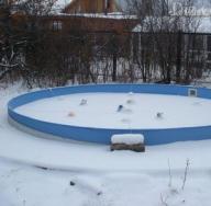 Should I drain the water from the pool for the winter